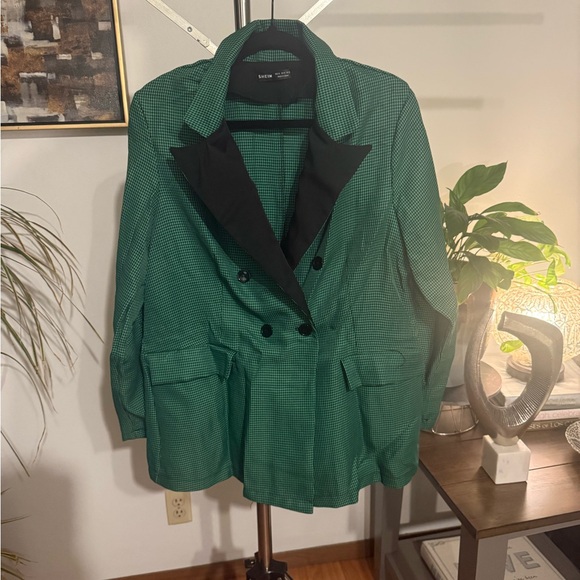 DOUBLE BREASTED BLAZER!! - Picture 7 of 8